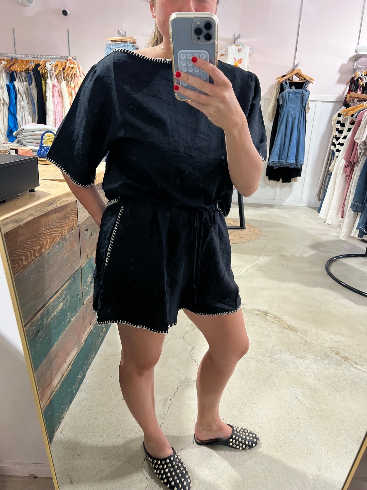 Clio Shorts - Black