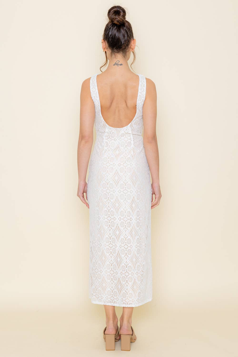 Elegant Lace Midi Dress