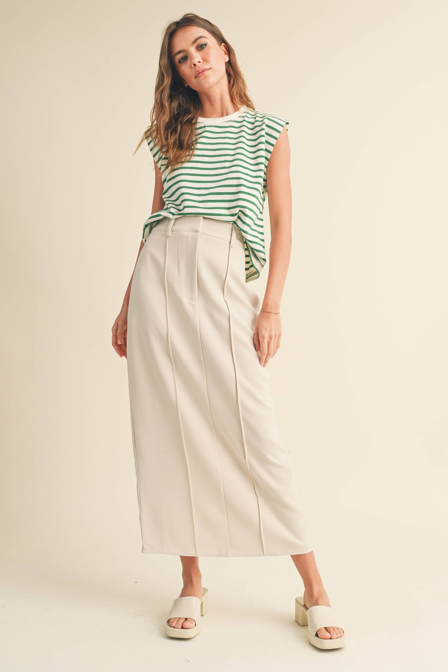 Stretched Long Skirt - Beige