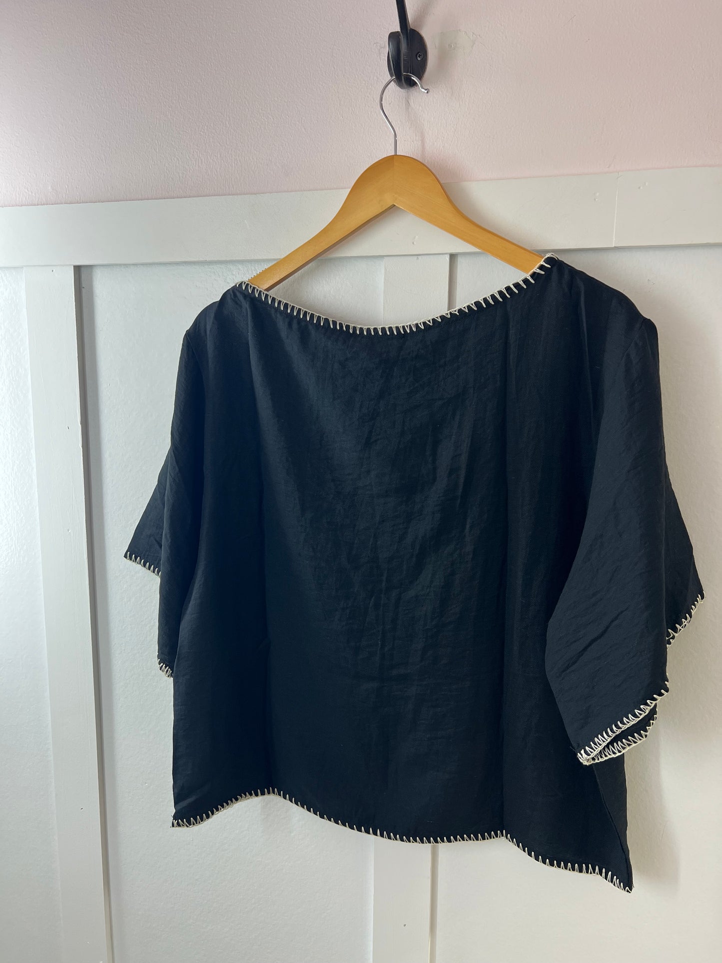 Clio Top - Black