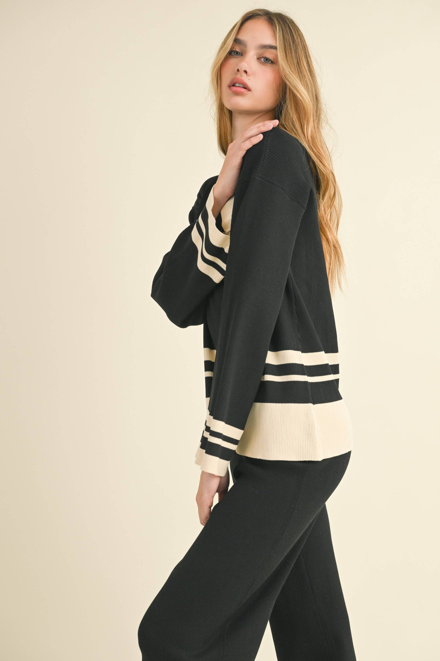 Border Stripe Knit Long Sleeve