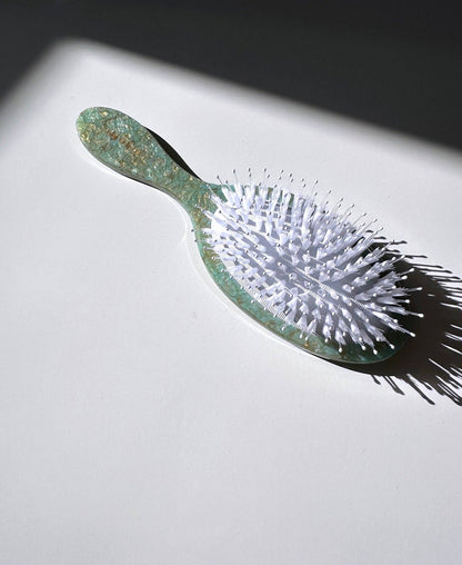 Waterlily Hair Brush