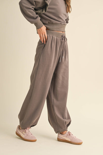 Pleated Sweatpants - Mocha