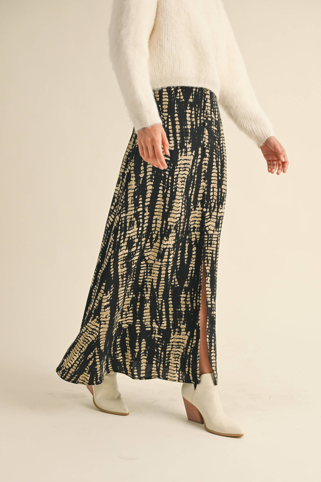 Black/Tan Pattern Skirt