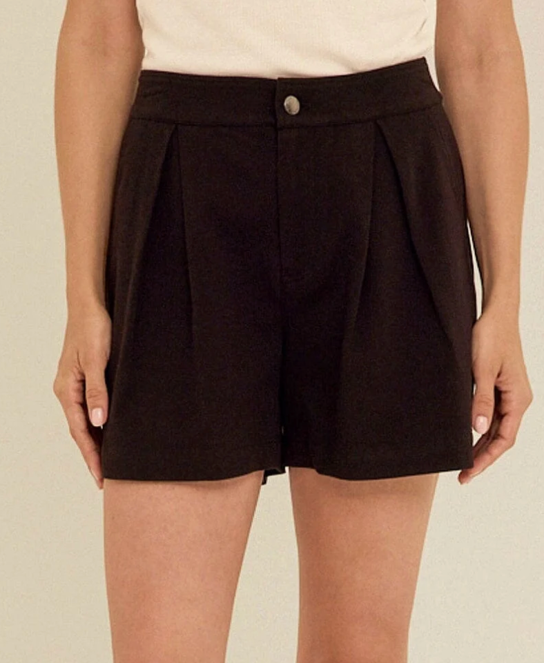 Selene Twill Pleated Short - Black