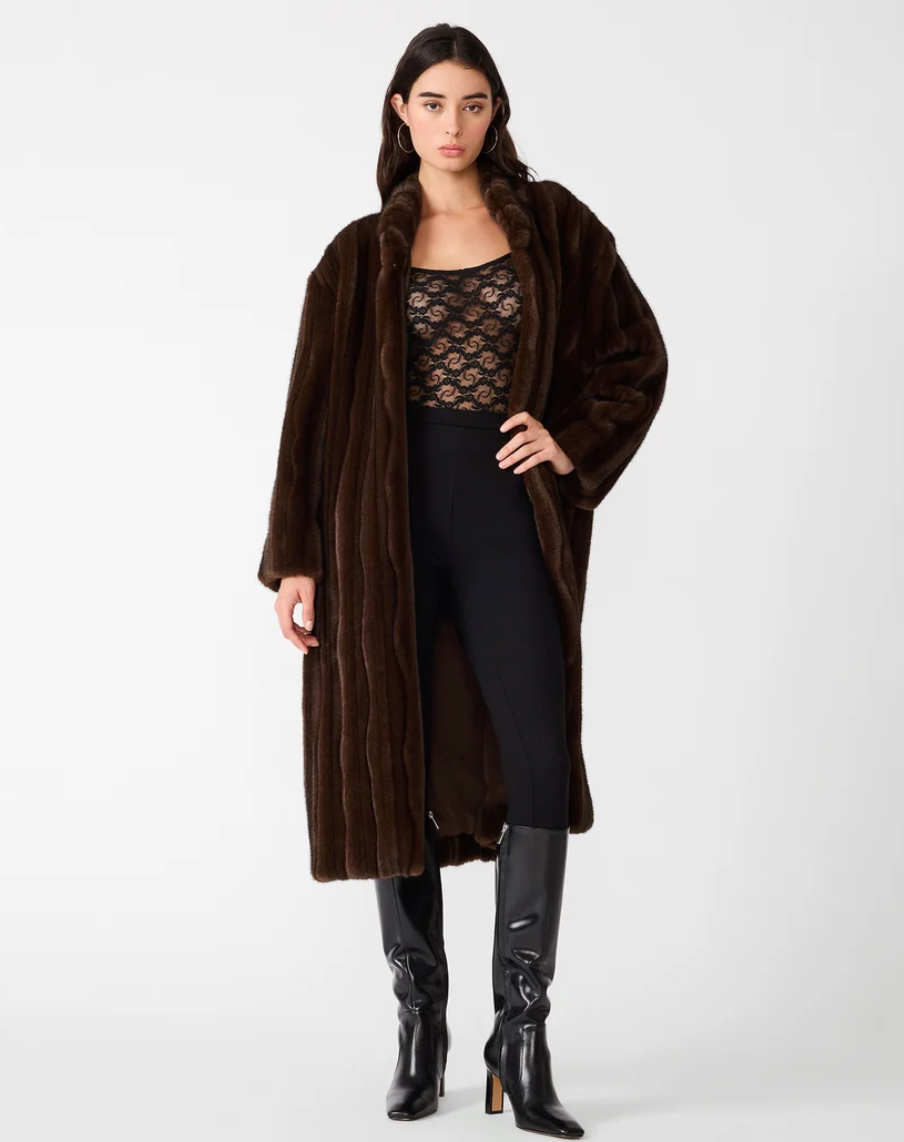 Pecair Coat