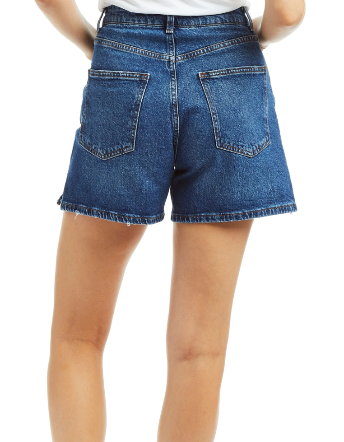 High Rise Mom Short - Dark Wash