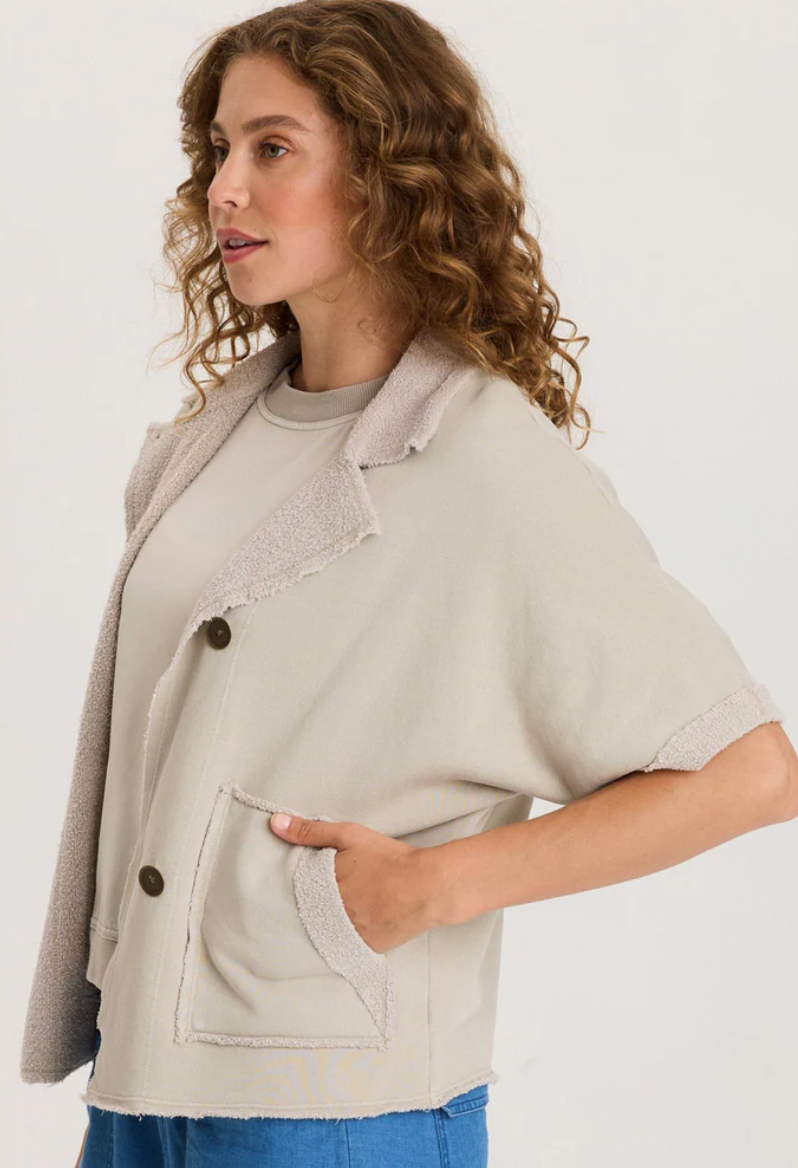 Kennison Capelet